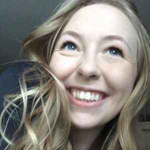 Meet your Posher, Laura